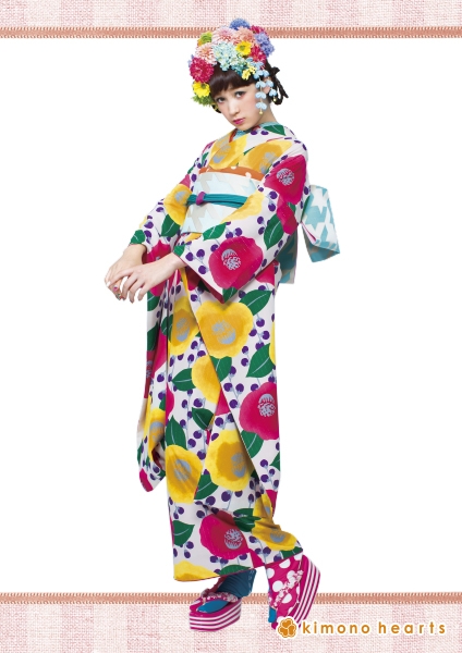 【キモノハーツ】成人式の振袖レンタル・購入 卒業式の袴レンタル 【レトロモダン】 白 ピンク 黄色 紫 ドット 水玉 椿 LARME掲載 加藤ナナ カラフル 派手 キッチュ ポップ 個性的 かわいい 昭和 二十歳の集い 最新トレンドのかわいいお洒落な振袖をお安くお得に KH-148
