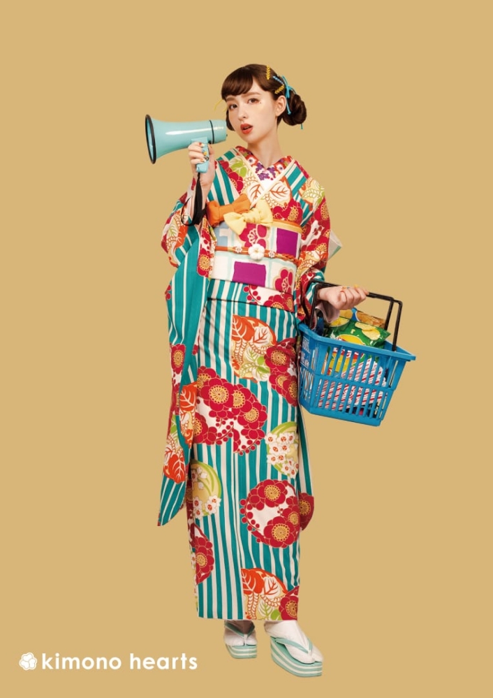 【キモノハーツ】成人式の振袖レンタル・購入 卒業式の袴レンタル 【レトロモダン】 ターコイズブルー 青 ピンク 梅 LARME掲載 ジゼル愛華 加藤ナナ カラフル 派手 キッチュ ポップ 個性的 かわいい 昭和 はたちの集い 最新トレンドのかわいいお洒落な振袖をお安くお得に KH-227