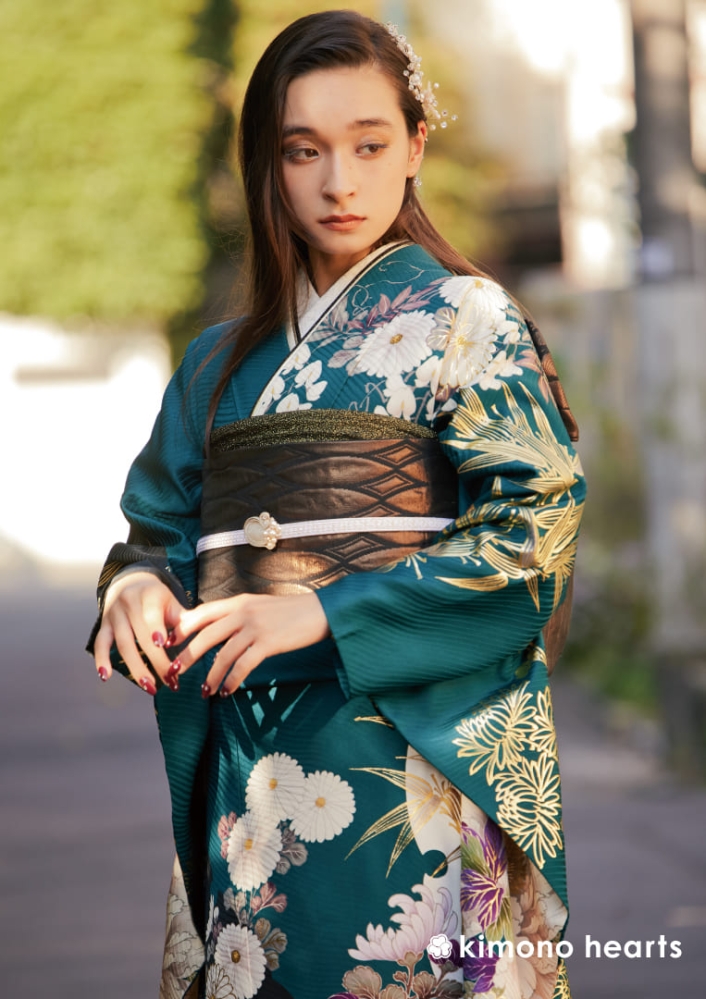 【キモノハーツ】成人式の振袖レンタル・購入 卒業式の袴レンタル 【モードスタイル】緑　牡丹　菊　ゴージャス　弓ライカ　最先端　都会的　シック　大人　はたちの集い　最新トレンドのかわいいお洒落な振袖をお安くお得に FL-C306