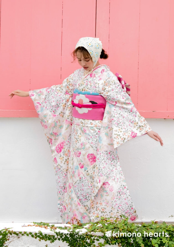 洋風 白 ピンク 小花 加藤ナナ 【キモノハーツ】成人式の振袖レンタル・購入 卒業式の袴レンタル 【レトロモダン】 カラフル 総柄 キッチュ ポップ 個性的 かわいい 昭和 最新トレンドのかわいいお洒落な振袖をお安くお得に KH-568
