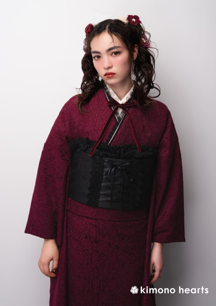 総レース MIKISAKURA えんじ ワインレッド 赤紫 無地 ヴィラットあやめ【キモノハーツ】成人式の振袖レンタル・購入 卒業式の袴レンタル 【ゴシック】 ロリータ シック ダーク ドーリー ゴスロリ パンク 中世 ドール はたちの集い 最新トレンドのかわいいお洒落な振袖をお安くお得に KH-564